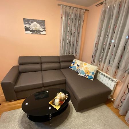 Mia'S Apartment, Stylish One Bedroom Suite Σόφια Εξωτερικό φωτογραφία