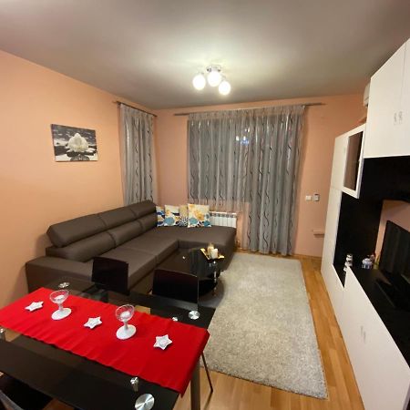 Mia'S Apartment, Stylish One Bedroom Suite Σόφια Εξωτερικό φωτογραφία