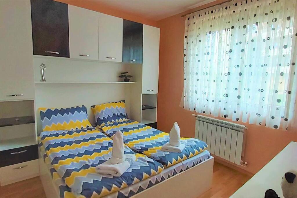 Mia'S Apartment, Stylish One Bedroom Suite Σόφια Εξωτερικό φωτογραφία